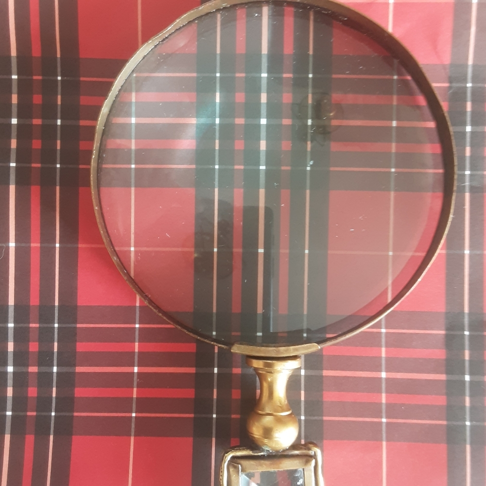 Antique Brass Magnifying Glass Ornate - Picture 6 of 8